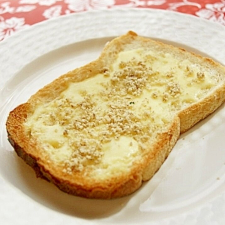 カルシウムup♪胡麻チーズトースト